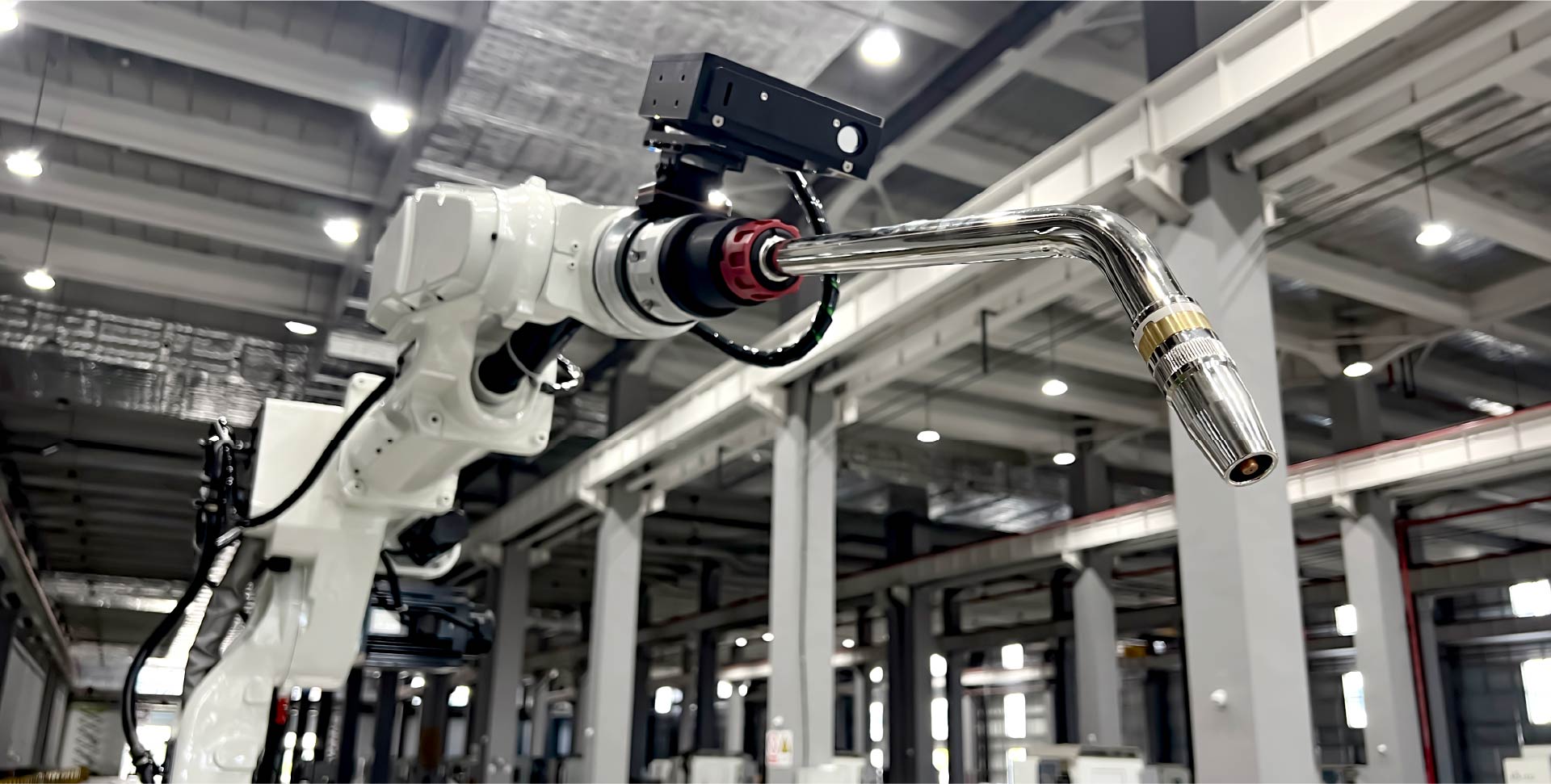 7-Axis Industrial Robot Welding Workstation Automated Arc Welding Robot for Steel Structure Welding - Image 2