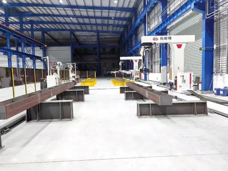 Cantilever series seven-axis welding station in operation